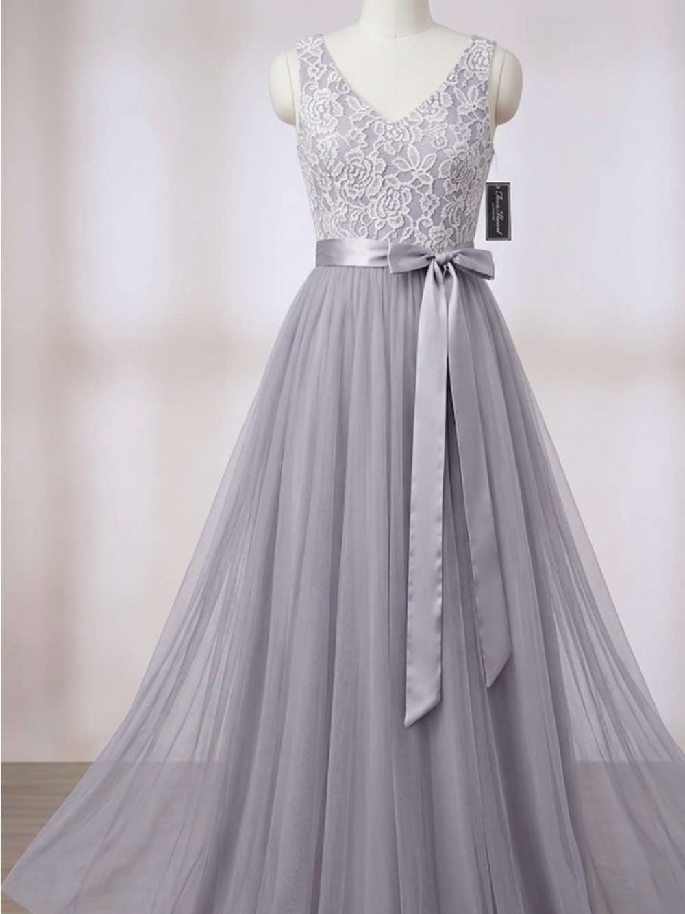 Sleeveless Lace Bodice Satin Sash Maxi Dress in Light Gray